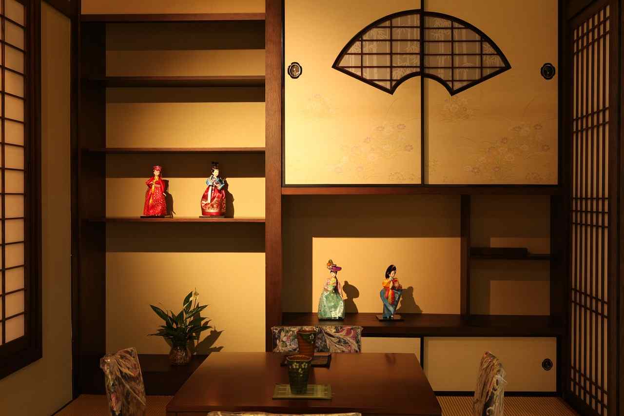 2. casa in stil japonez - mobilier, decoratiuni